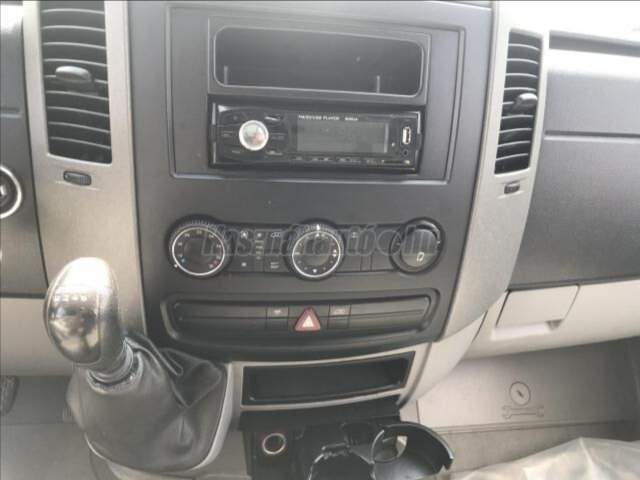 VOLKSWAGEN - CRAFTER 2.5 tdi Platós