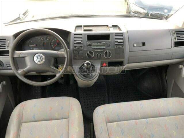 VOLKSWAGEN - TRANSPORTER T5 1.9 TDI DOKA Platós