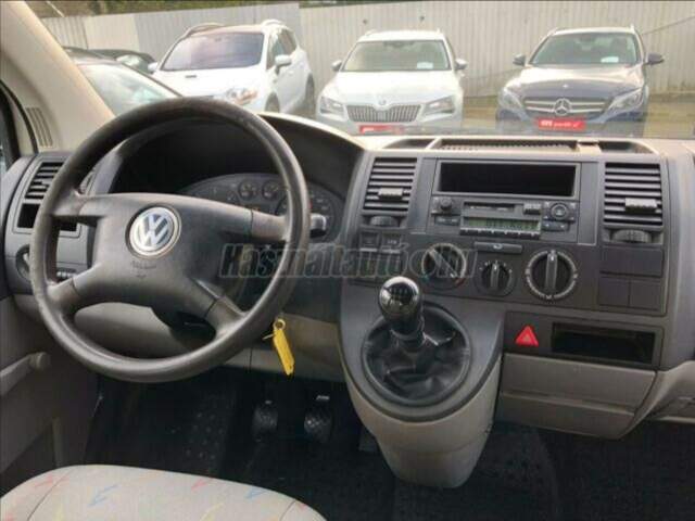 VOLKSWAGEN - TRANSPORTER T5 1.9 TDI DOKA Platós