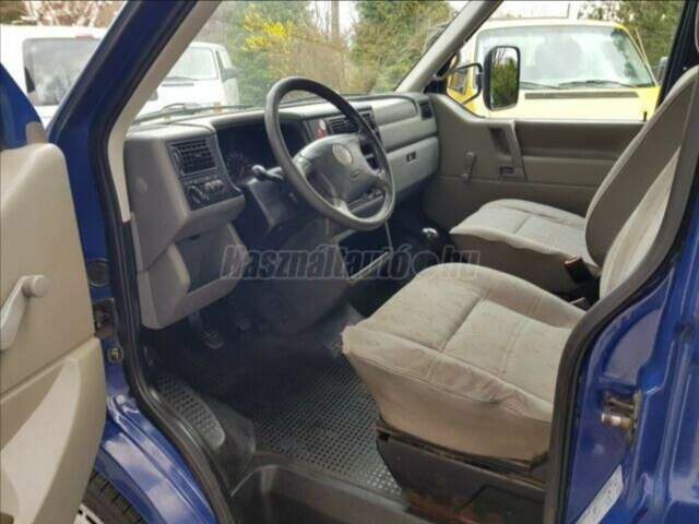 VOLKSWAGEN - TRANSPORTER T4 2.5 TDI DOKA Platós