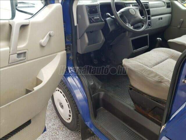 VOLKSWAGEN - TRANSPORTER T4 2.5 TDI DOKA Platós