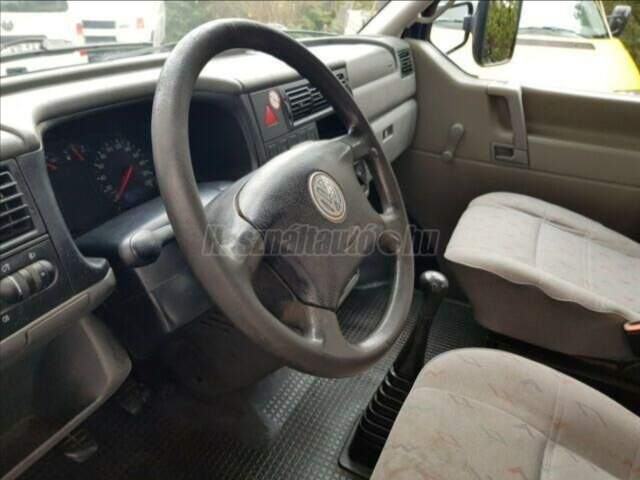 VOLKSWAGEN - TRANSPORTER T4 2.5 TDI DOKA Platós