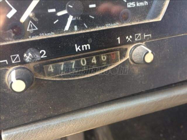 VOLVO - VOLVO FL6 + presscontainers