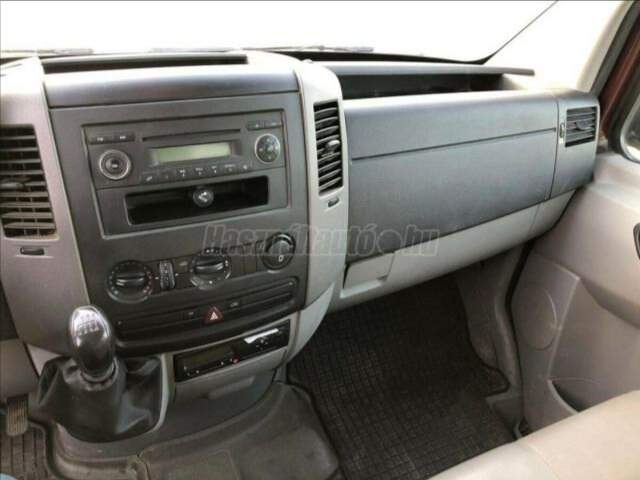 VOLKSWAGEN - CRAFTER 50 DOKA billencs